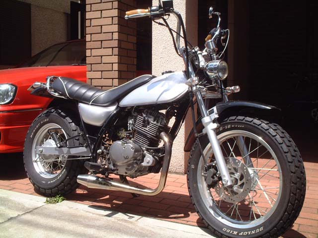 tw200 タンク　フロント　フェンダー ラウンドショート フロントフェンダー TW200/225｜K＆H