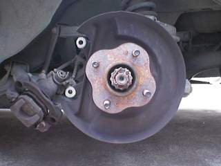 hub bolt-07