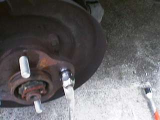hub bolt-08