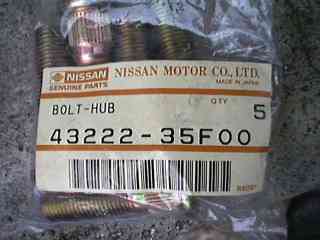 hub bolt-09