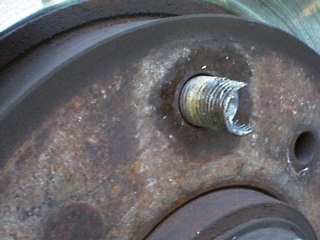 hub bolt02-03