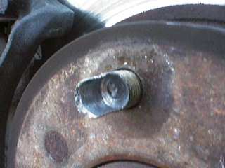 hub bolt02-04